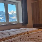 Apartment Haus Tisch *