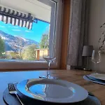 Haus Tisch Apartamento