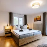 Haus Tisch Apartament *