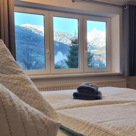 Haus Tisch * 施伦斯