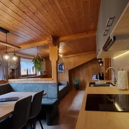 Haus Tisch 公寓 施伦斯