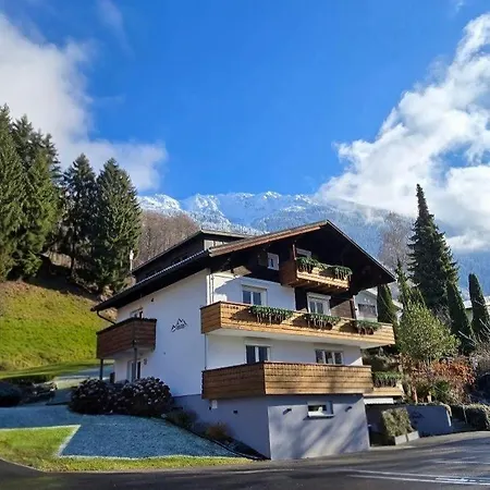 Haus Tisch Apartment Schruns