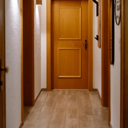 Haus Tisch Schruns