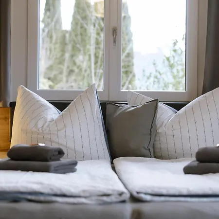 Apartment Haus Tisch Schruns