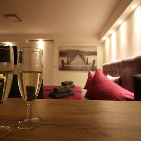 Haus Tisch