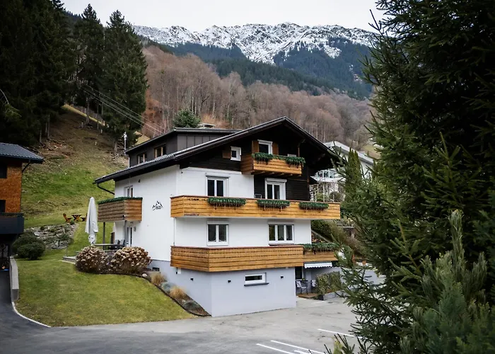 Haus Tisch * Шрунс