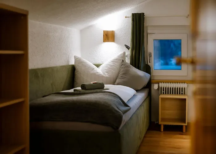 Haus Tisch Appartement Schruns