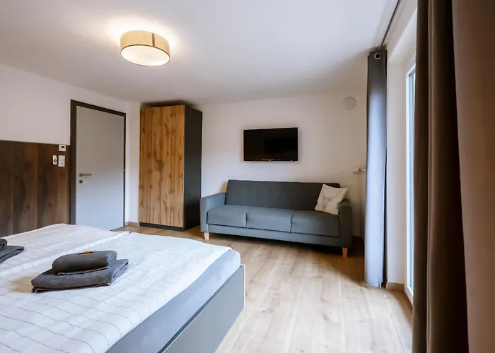 Appartement Haus Tisch *