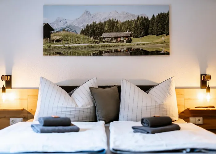 Haus Tisch Шрунс