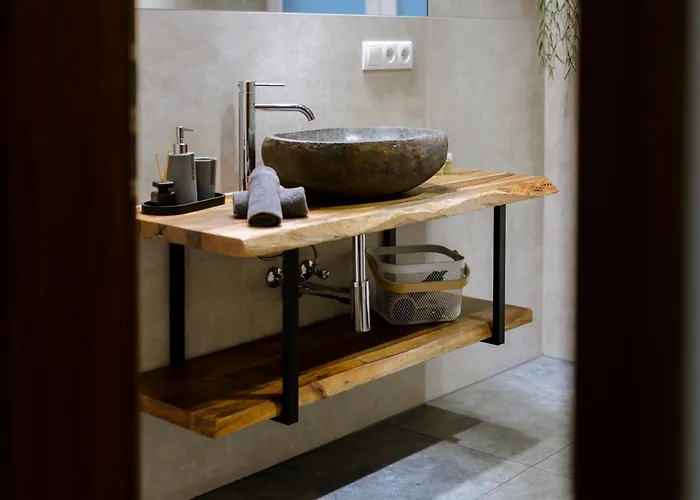 Haus Tisch Апартаменты Шрунс